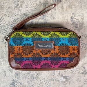 Pineda Covalin wristlet bag
